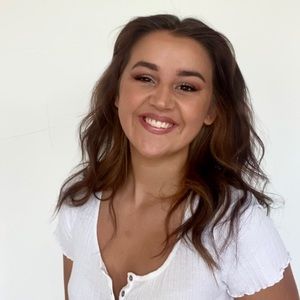 Meet your Posher, Rebecca lynn